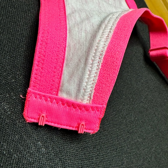 Victoria’s Secret Unlined Perfect Coverage Bra. Size 40D, Pink Heather/Neon Pink - Picture 6 of 7